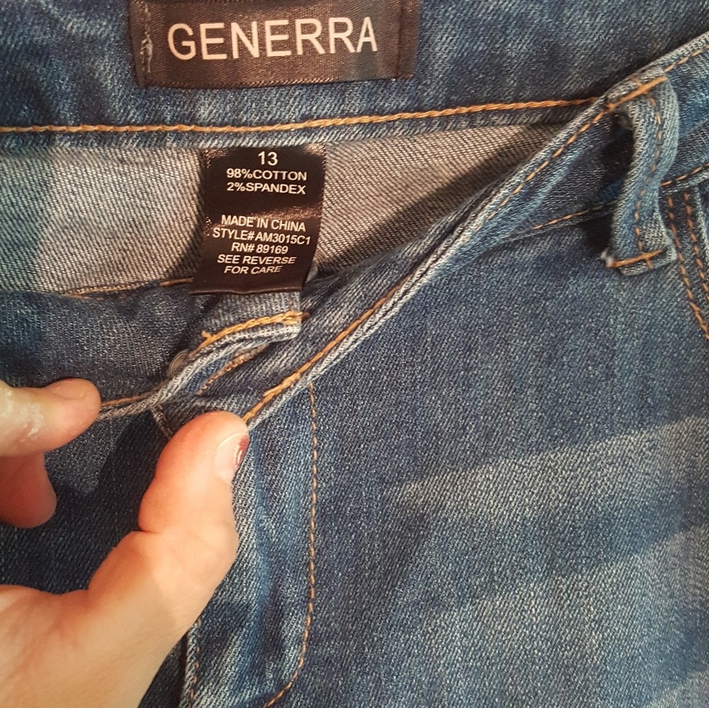 Generra capris - Picture 2 of 3